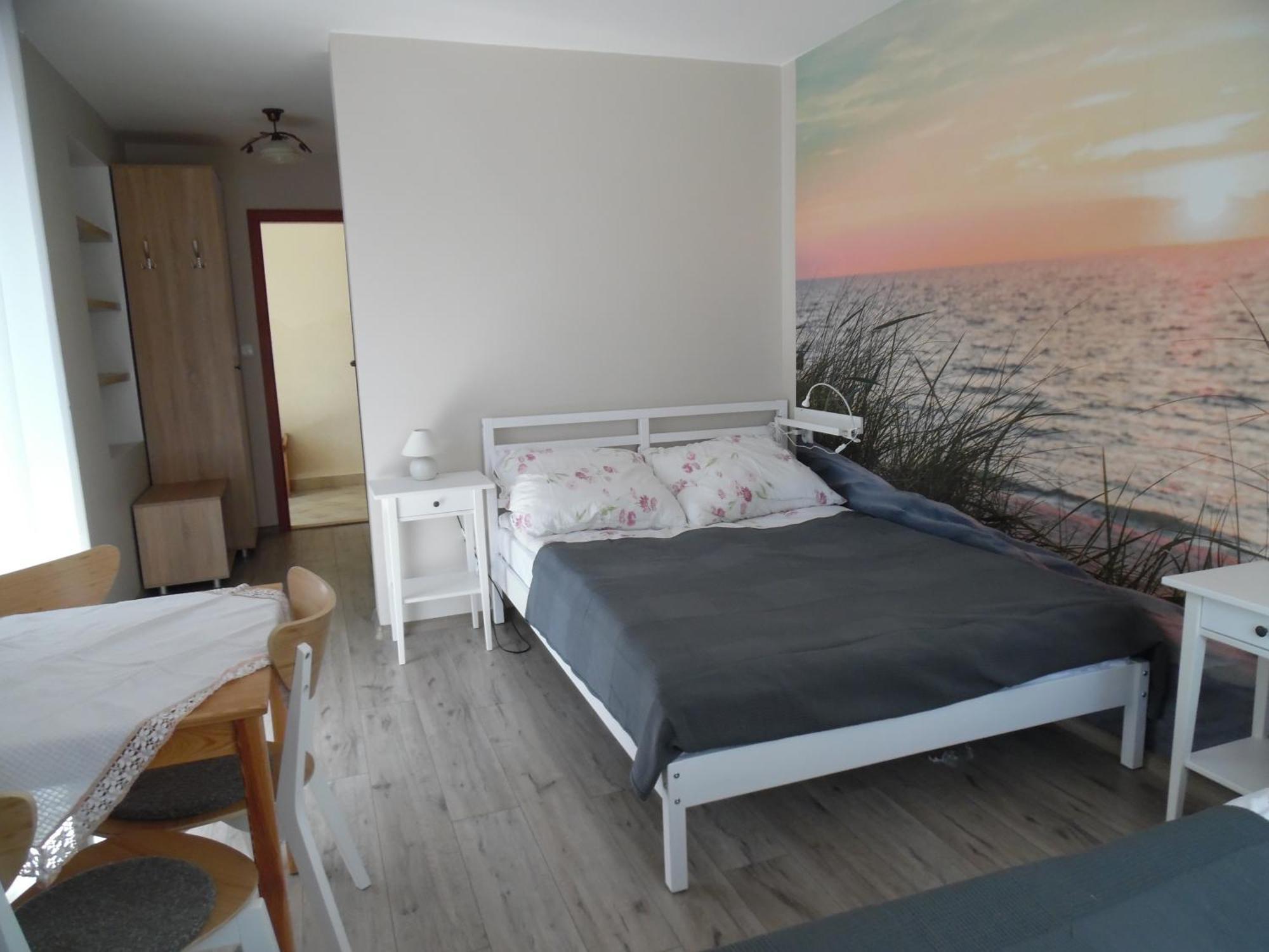 Helios Hotel Дебки Екстериор снимка