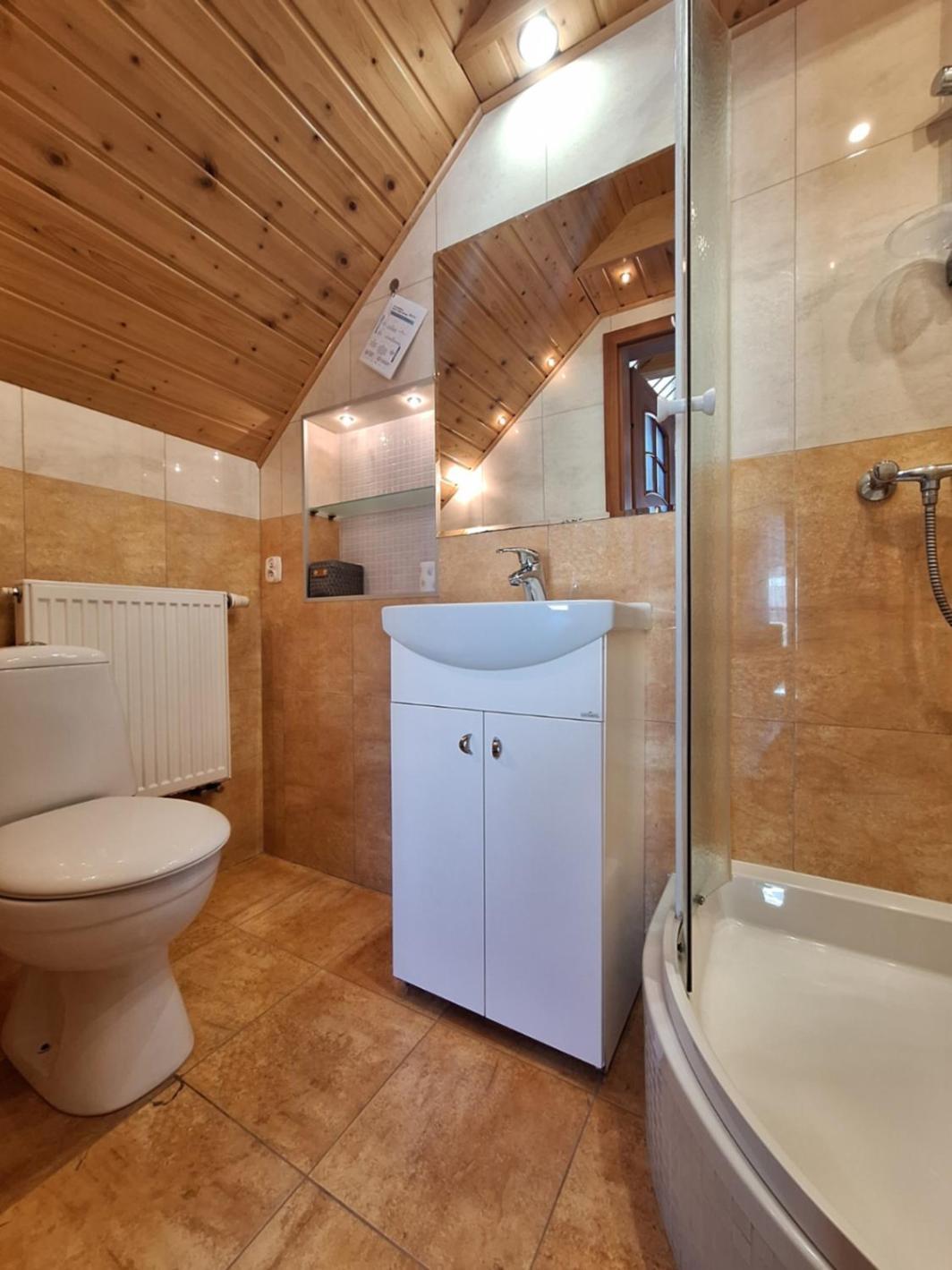 Helios Hotel Дебки Екстериор снимка
