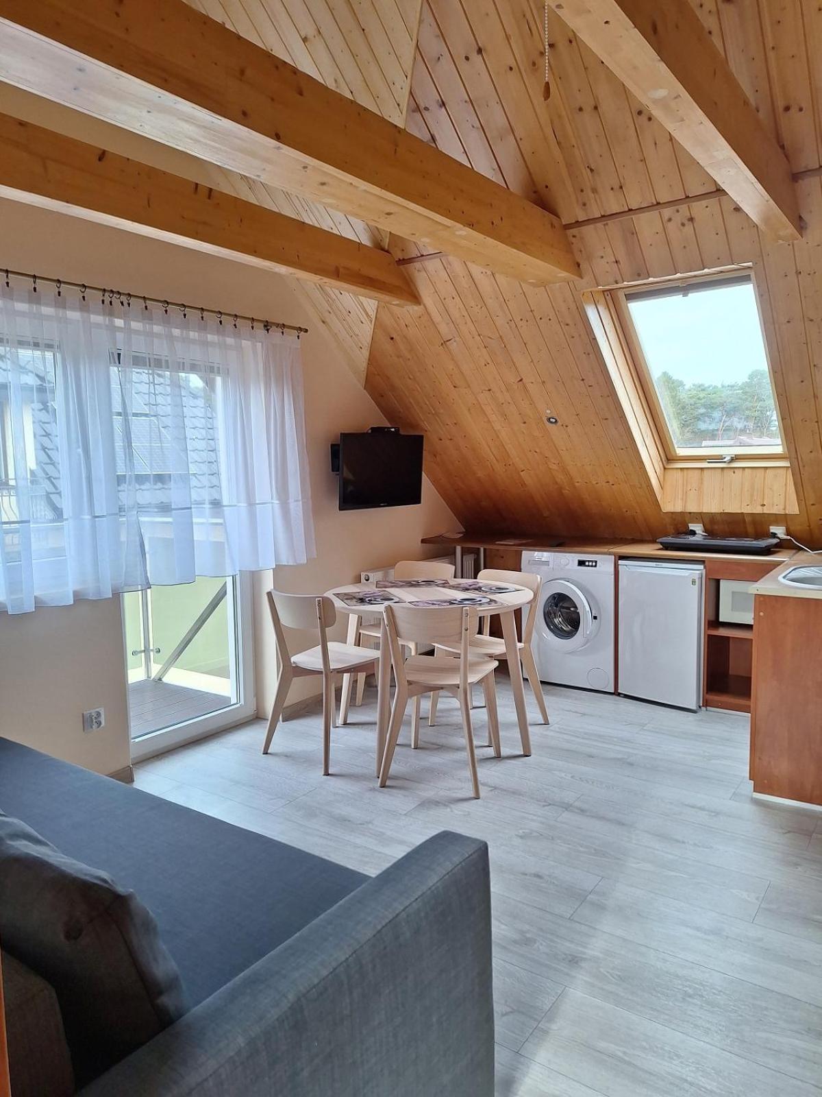 Helios Hotel Дебки Екстериор снимка